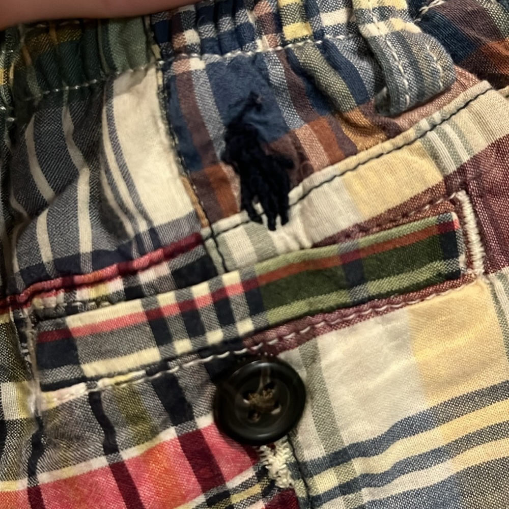Ralph Lauren plaid shorts - Picture 3 of 4